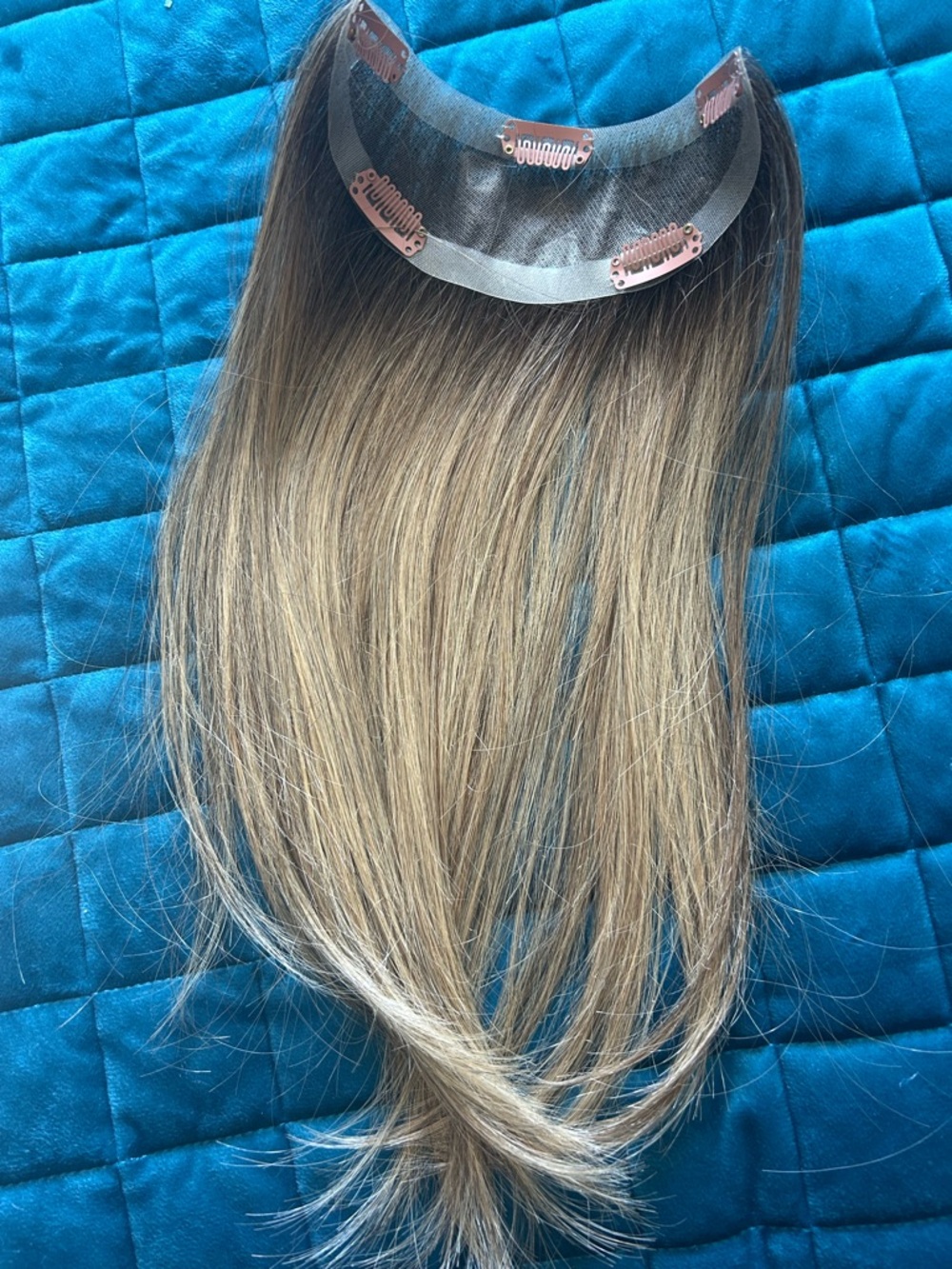 easiCrown 12" Clip-In Crown Volumizer in Blonde - Picture 3 of 4